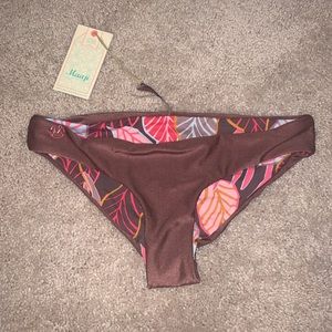 Size small. maaji bottoms. brand new.